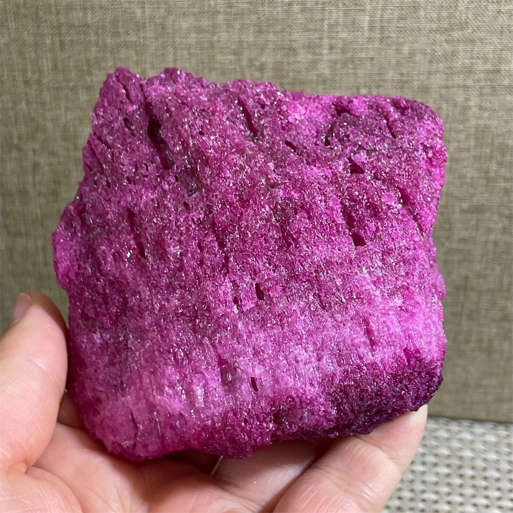 Aquarium Plant Red - Natural Stones Red Corundum Ruby Crystal
